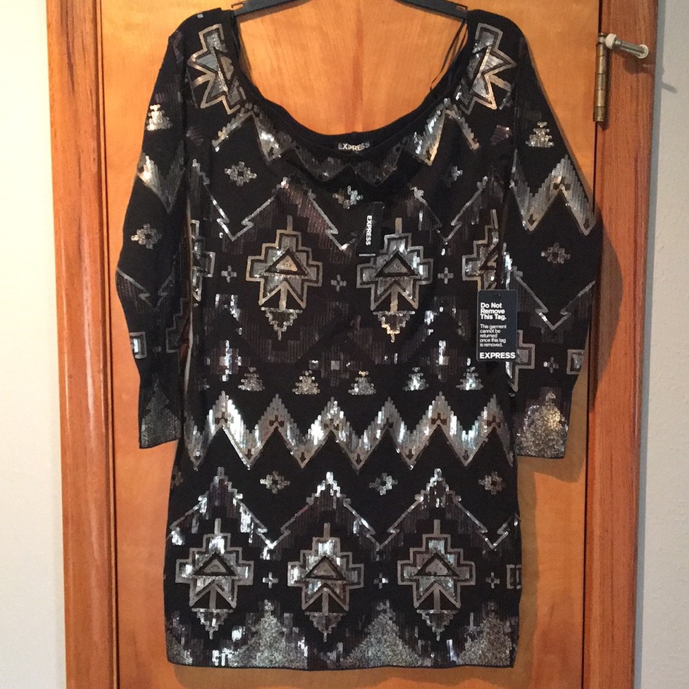 EXPRESS Off the shoulder dress, size Large